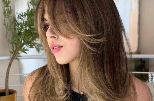 How to Style a Butterfly Haircut