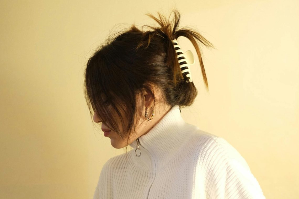 How to Style a Claw Clip